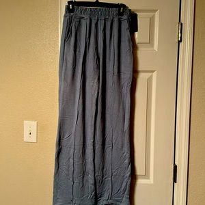 Klassy Network lounge pants with pockets brand new